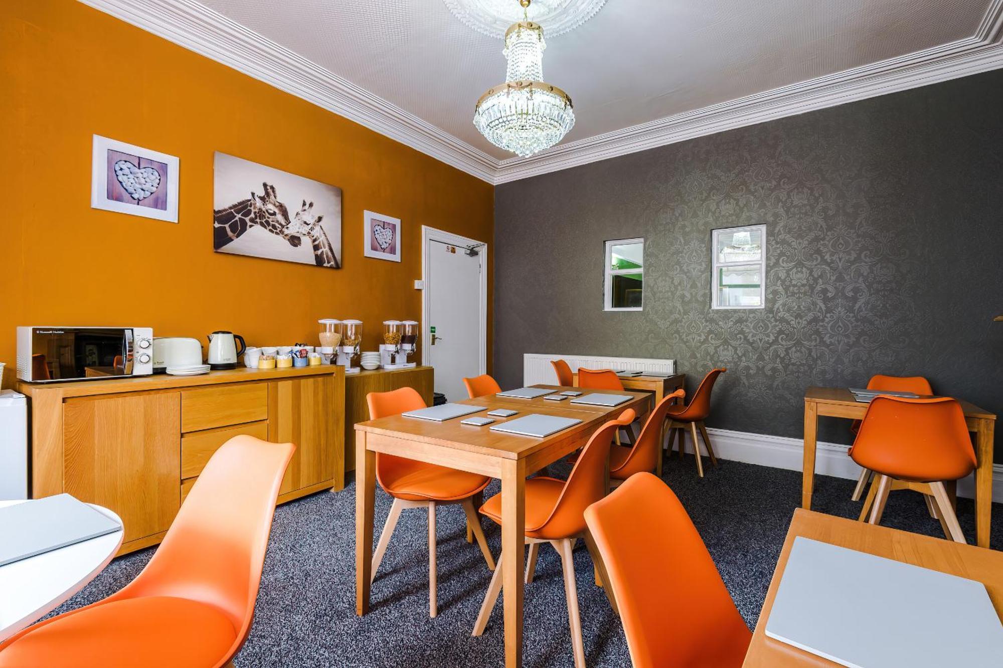 Pebbles Guest House Blackpool Exteriör bild