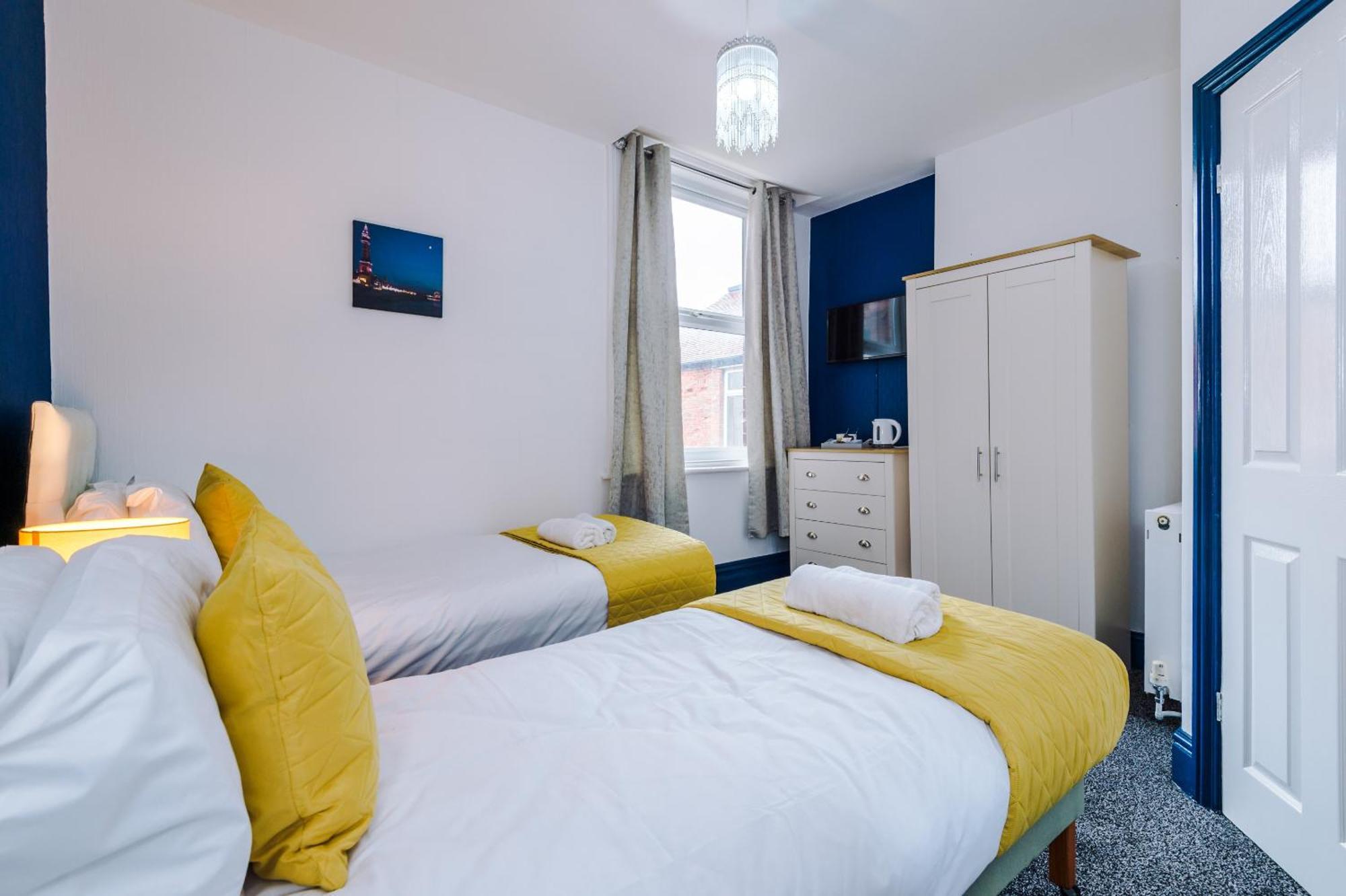 Pebbles Guest House Blackpool Exteriör bild